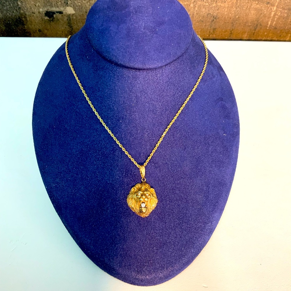 14k Gold Diamond Lion Pendant
